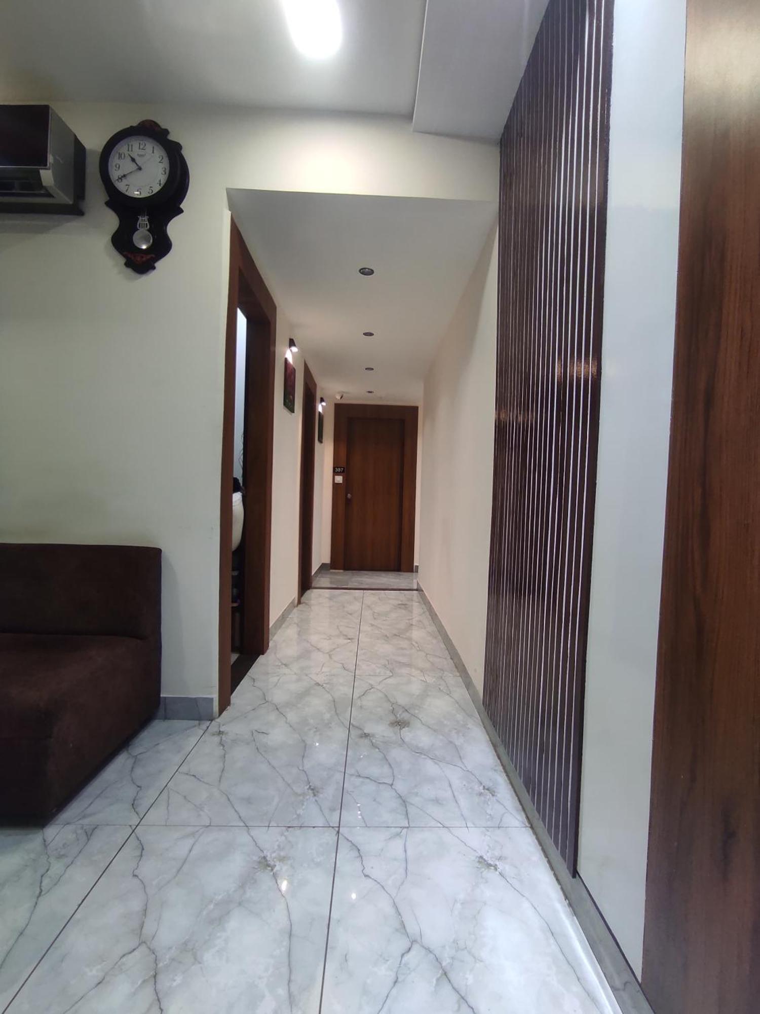Hotel Earth Inn, Subhash Bridge, Rto Circle, Ahmedabad Buitenkant foto